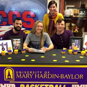 Morgan Campbell signs with UMHB